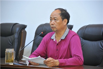 財經(jīng)：守紀律，講規(guī)矩，守住黨員的底線 ——“兩學一做”學習教育之書記講黨課